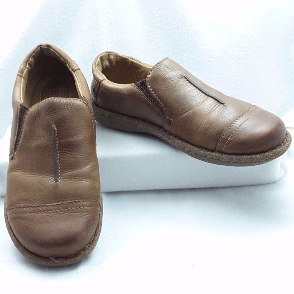Born  sz 10M Slip-on Cap Toe Casual-Brown